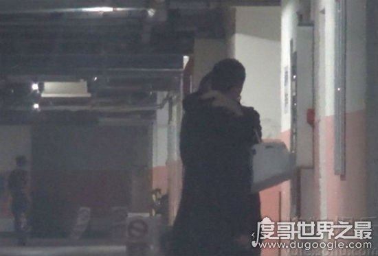 李亚鹏回应地库激吻事件，遭女方强吻推不开(疑被设计)