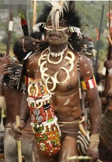 揭秘非洲象人族真相，象人族真实照片欣赏(JJ最长达56cm)