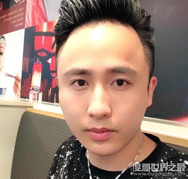 利益还是炒作,骚白和散打哥发生了什么事(为何针锋相对)