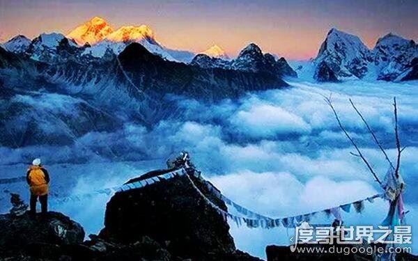 珠峰为什么不能过夜,温度太低(容易遭遇暴风雪)