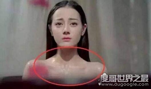 迪丽热巴洗澡图片，妩媚妖娆的她让你看了热血沸腾