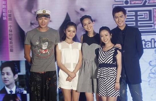 刘美含身高只有153厘米，清纯不输奶茶妹妹