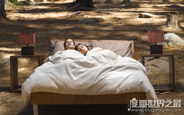 床上污情话套路,这些情话又短又撩人(新婚夫妇必备)