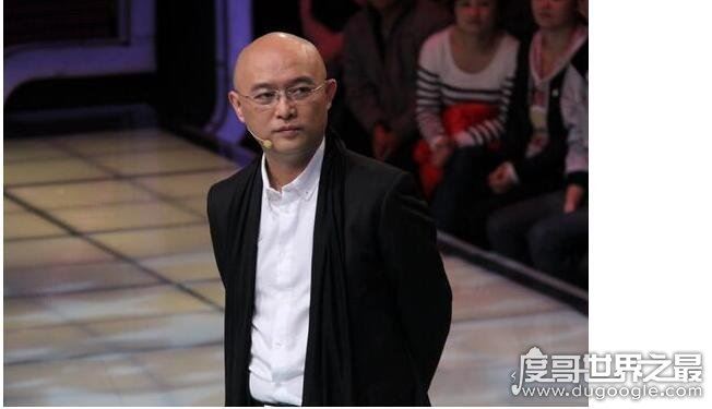 非诚勿扰主持人孟非多高，官方身高172CM(实际身高说法众多)