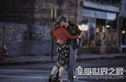 十大吻戏最多的电影排名，我的见鬼女友排第一(画面不忍直视）