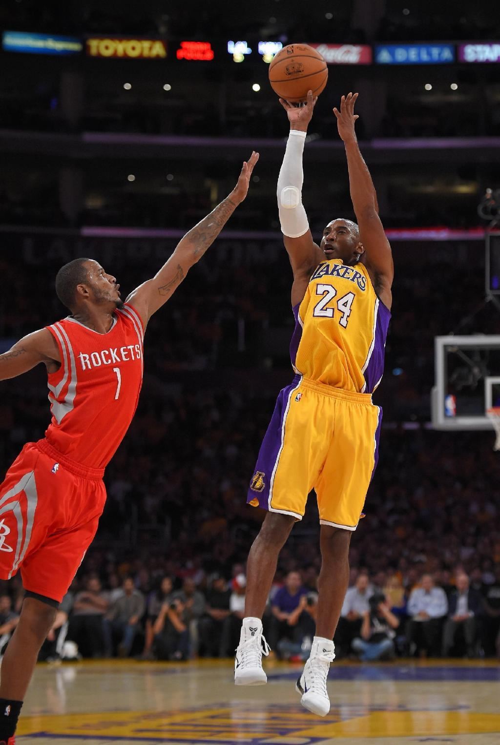 科比最帅的10张图片，篮球职业生涯经典回顾(向科比致敬！)