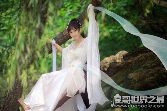 刘诗涵变性前照片曝光，原名刘帅从小被当女儿养