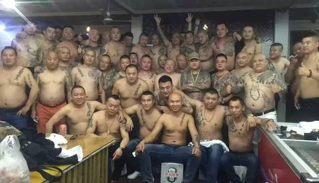 天安社永兴珠海事件，天安社四哥快手第一网红天团竟是黑社会(已被捕)