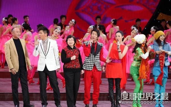 2012年春晚为什么奇怪，环节状况百出(十分反常)