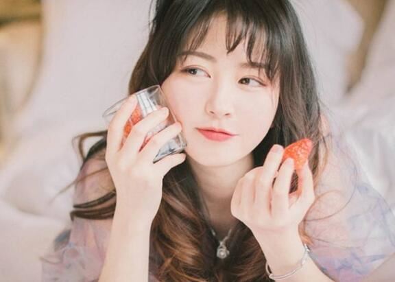 姐妹们说说第一次舒服吗,痛并舒服着(来自女生的自述)