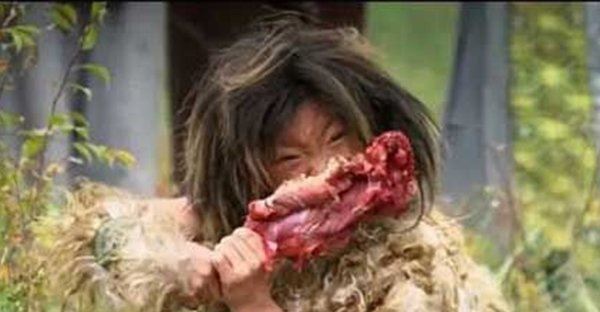 世界上十大兽孩，被各类野兽兽化的孩子(让人痛惜)