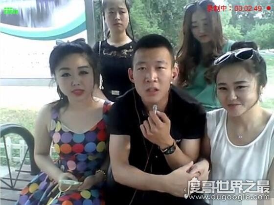 最火户外主播mc小白龙是人渣,险些让师傅赵本六退出YY