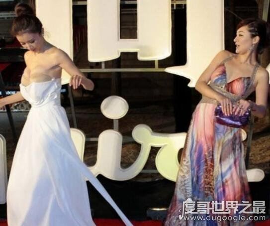 孙菲菲裙子被踩掉事件真相,孙菲菲踩裙门疑似一场戏