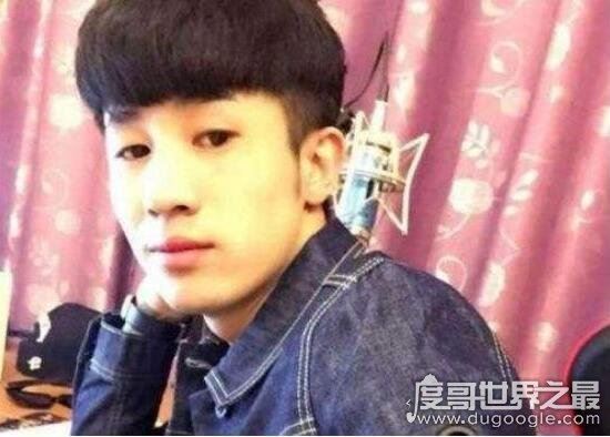 快手仙洋睡小伊伊的内幕，竟然是牌牌琦把小伊伊给卖了