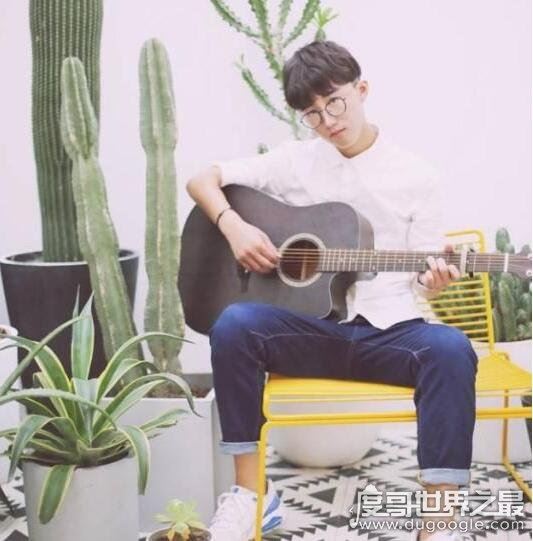 白羊歌词是什么意思，是一个关于白羊座男孩的爱情故事