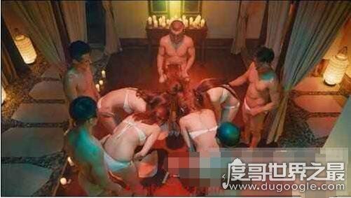 海天盛筵群p新玩法深水炸弹，嫩模下体灌酒被多人轮流上