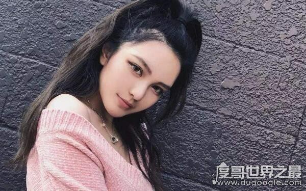 网红淘宝店主，周扬青身高真实身高是多少（网传165cm）