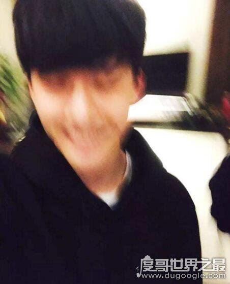 乔一和f君的真人照片，现实生活中的f君是个大帅哥(图)