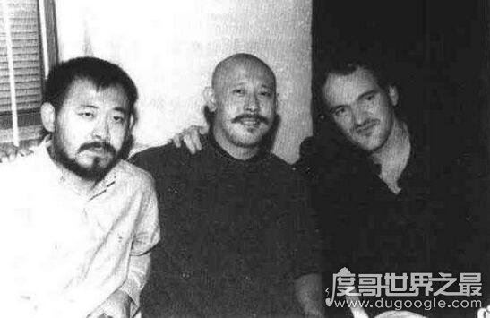 姜文死了是真的吗，发声明澄清谣言本人好好的