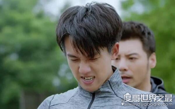 《全世界最好的你》引热议，主演张耀身高多少（网传180cm）