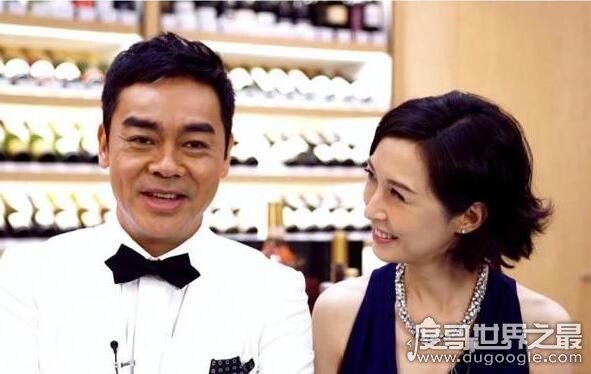 影帝刘青云儿子力爆棚，曾经自己被忽视如今依旧细心照料父母