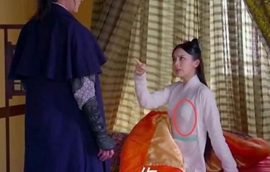 盘点娱乐圈十大激凸女明星,古力娜扎多次不穿内衣凸点走光