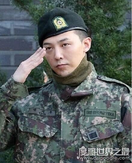 权志龙什么时候服兵役回来,2019年10月26日(王者已经归来)
