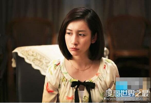 秦海璐养小鬼碎尸案视频，在地下车库被小鬼附身掐脖子