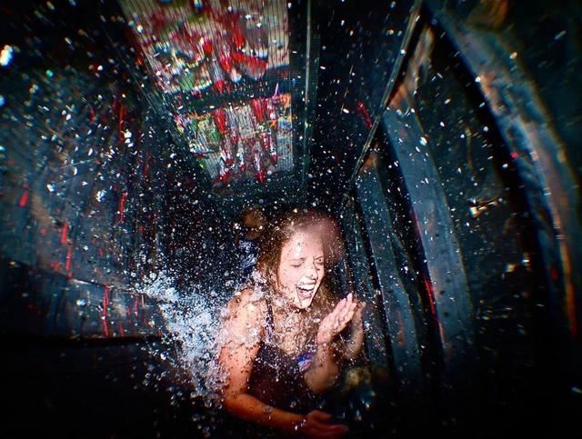 世界上最恐怖的鬼屋，进去必须签生死状吓死人(胆小勿入)