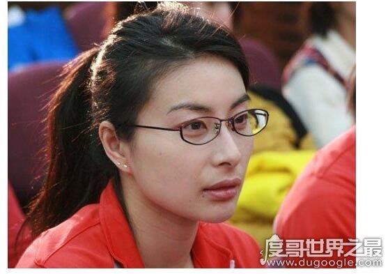 郭晶晶眼睛要失明吗,年轻时训练太拼对眼睛伤害大已近失明