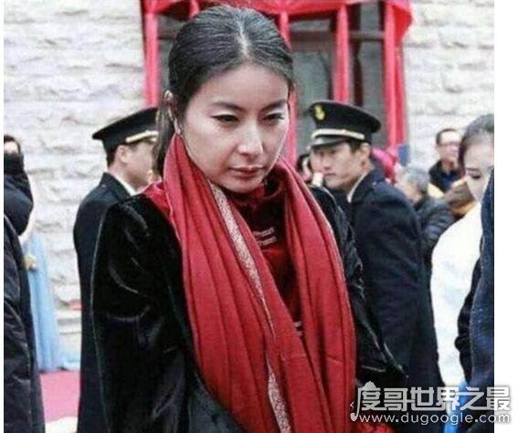 郭晶晶眼睛要失明吗，年轻时训练太拼对眼睛伤害大已近失明