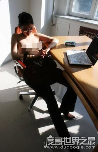 90后人体模特俪仙照片，大尺度三点全露喷鼻血