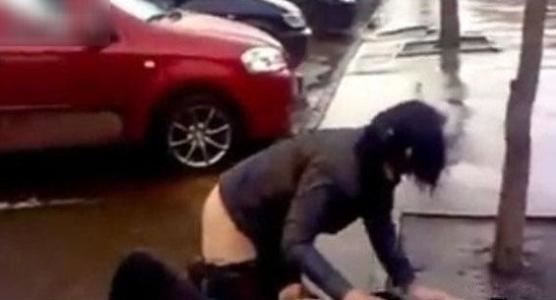 成都九眼桥“桥震”，醉酒女孩竟然强奸男人（威猛异常）