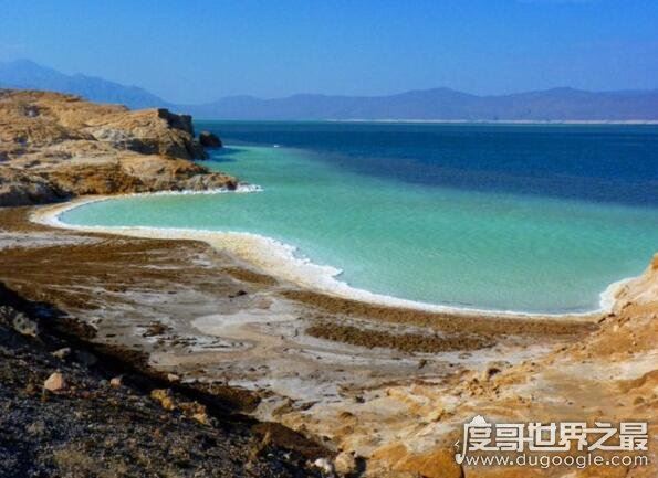世界上最咸的湖，阿萨尔湖水比死海还咸(含盐量是海水10倍多)