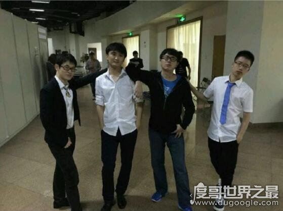 B站四大欠王为什么散了，四大欠王人气下跌(内部关系也开始疏远)