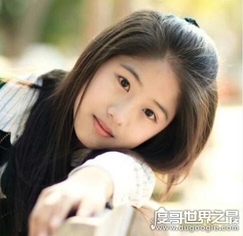 池方圆个人资料简介,清纯美貌的她丝毫不输奶茶妹妹