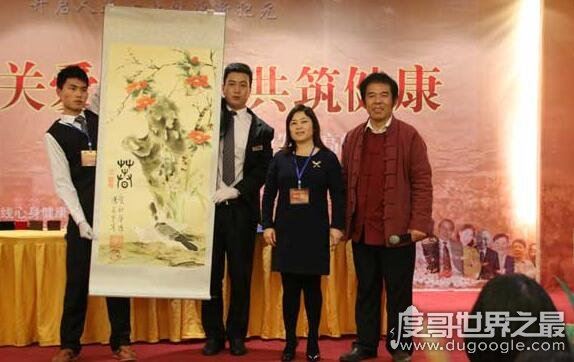 当代著名作家爱新觉罗·溥光，是一个作品影响中外的艺术家