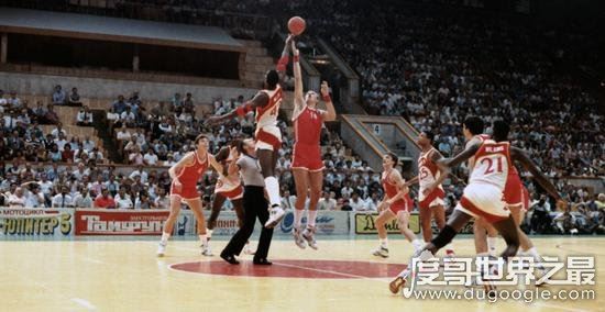 绝杀慕尼黑真实事件,1972年苏联篮球队险胜美国(魔性改编)