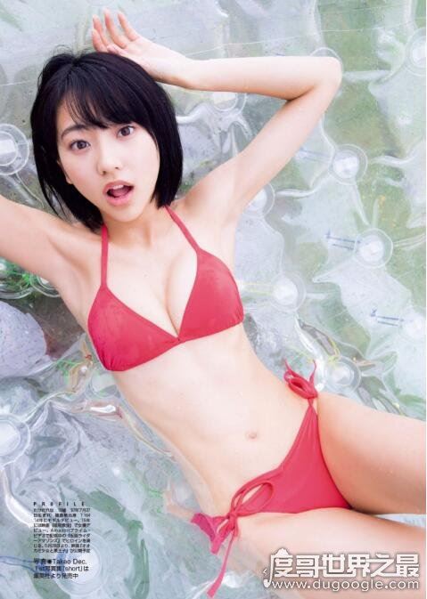 性感的汽车皇后黑田万结花,G奶泳装照写真让人喷鼻血