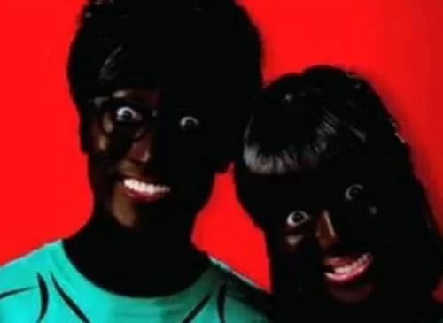 世界上最黑的孩子，刚出生婴儿连眼白都是黑的(惊悚)