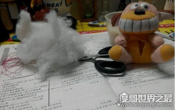 一个人的捉迷藏游戏玩法详解，千万不要一个人尝试