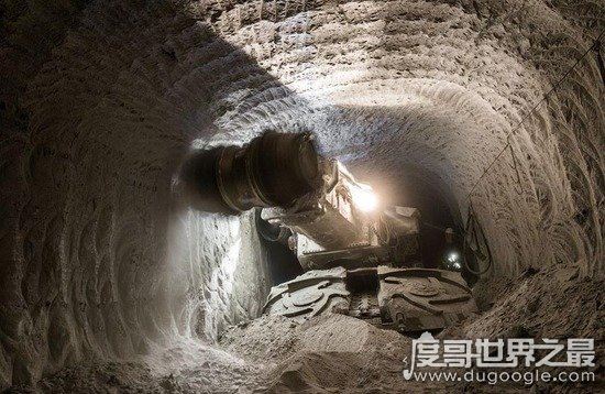 世界上最大的钻石矿，这里的钻石价值高达上千亿！