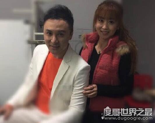 朱桢老婆是日语老师，样貌姣好气质出众两人在一起超有爱