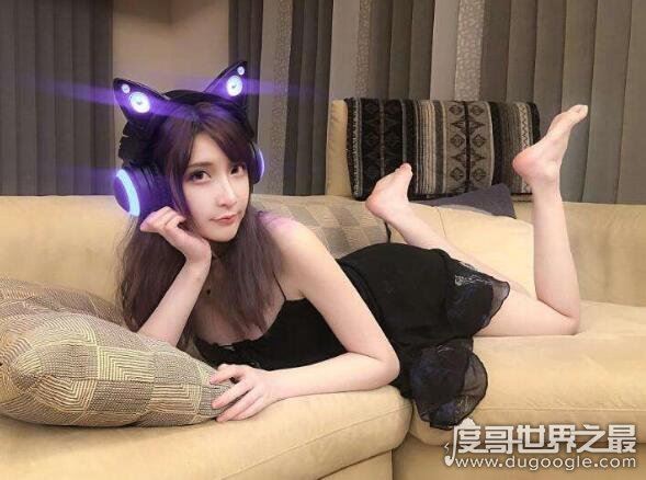 斗鱼魔王在下萝莉控ii，内涵和她的胸一样浩瀚