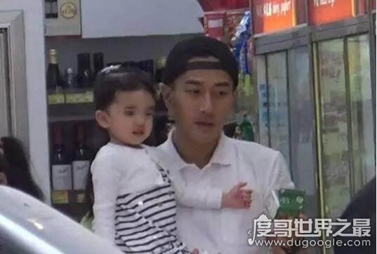 杨幂承认小糯米非亲生，小糯米照片曝光打破非亲生谣言