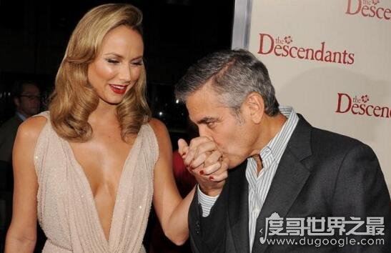 摔跤界漂亮宝贝史黛希·姬伯乐，孕照风韵不减当年