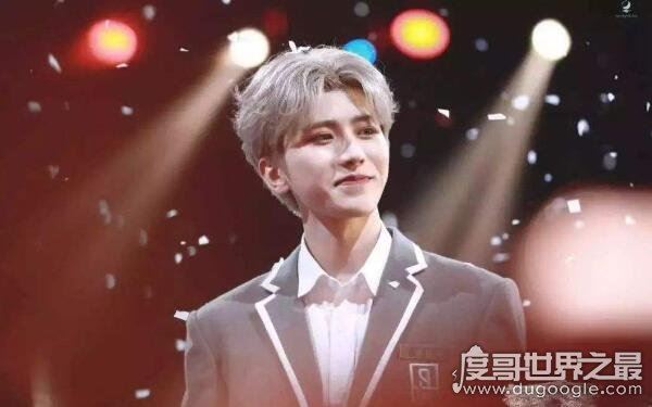 蔡徐坤为什么招全网黑,4大槽点被黑好几年(其实本人背锅了)