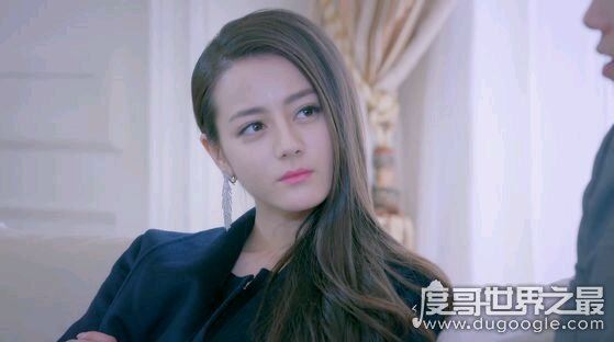 迪丽热巴整容前照片，从小美到大的她打破整容谣言