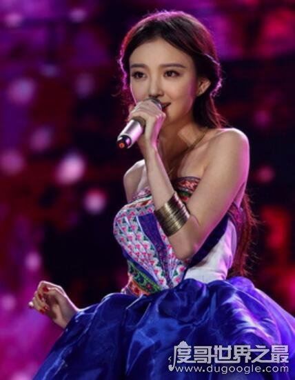 汪小敏资料简介，曾被封为最美春晚女神(如今却无人问津)