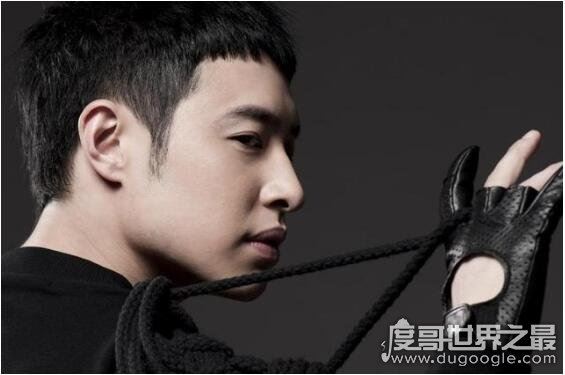 潘玮柏退出乐坛，因身体原因无奈做出退居幕后的选择